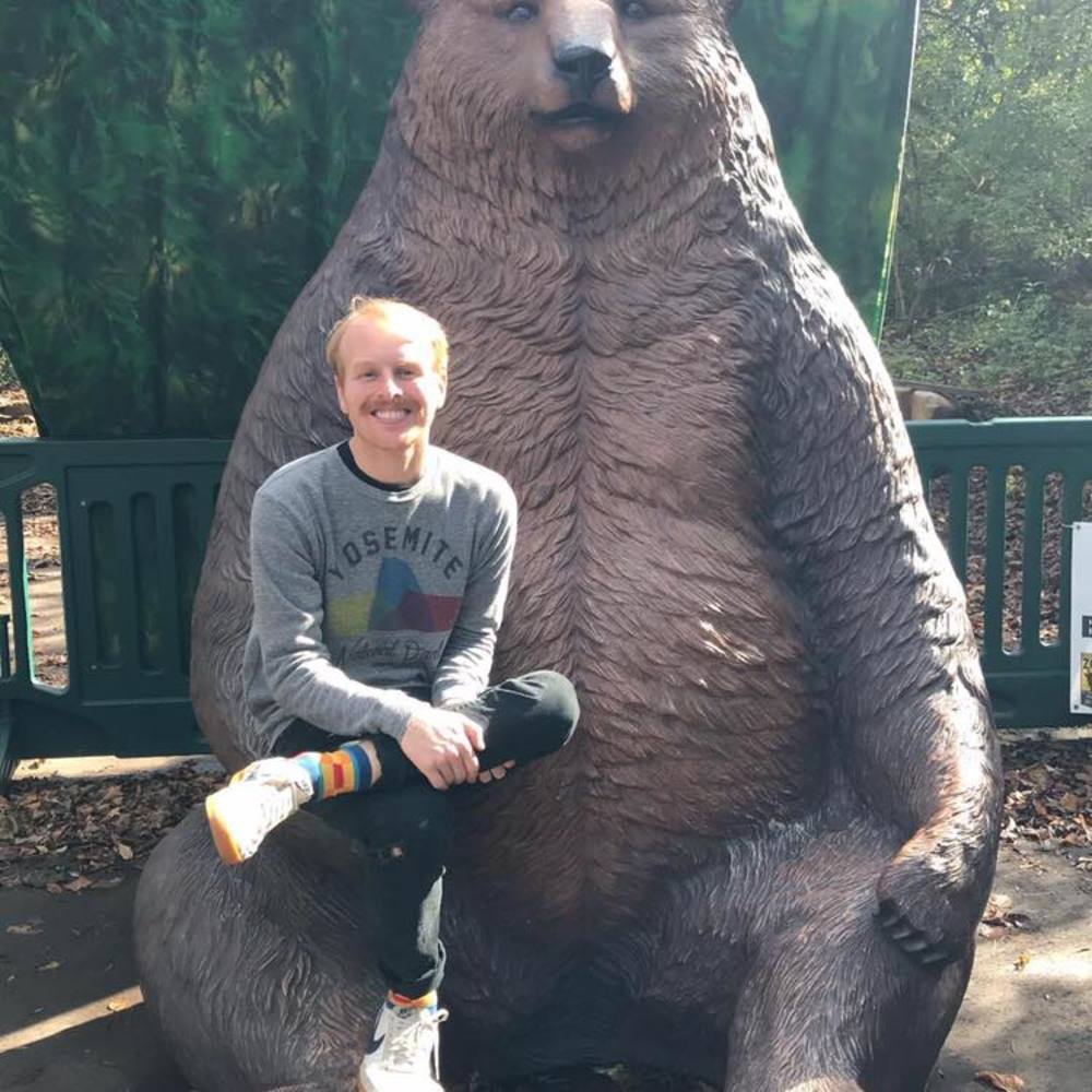 Meet your Posher, Casey